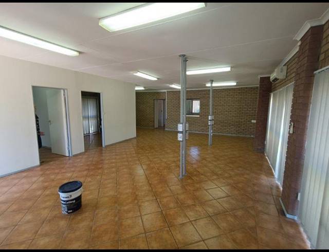 BUSINESS PROPERTY TO RENT IN ALLEN'S NEK